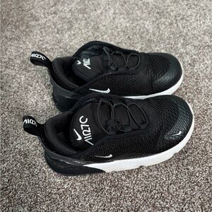 Nike Kids air max 270